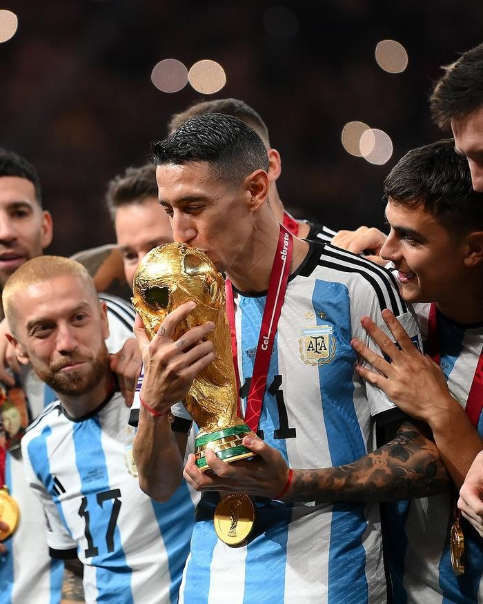 包含直击现场!季军战中阿根廷队如何完成爆冷取胜?的词条